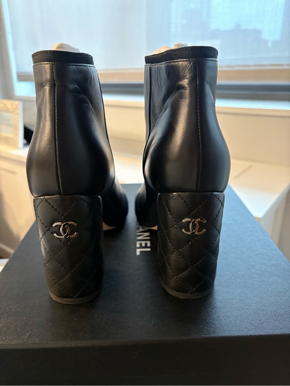 CHANEL Black Lambskin Quilted CC Heel Ankle Boots Size 40 - Picture 7 of 8